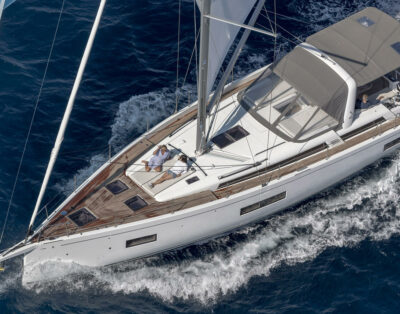 BENETEAU OCEANIS 54